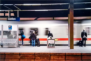 Am Bahnsteig - H. Rühl